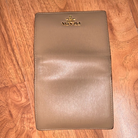 Authentic Prada Soft Calfskin Vitello Move Wallet with Authenticity Card - Picture 14 of 16